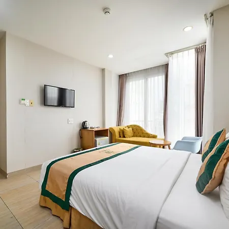Camila Airport Hotel-3